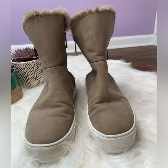 JSlide Faux Furlined Micro Lined Booties - Picture 3 of 7